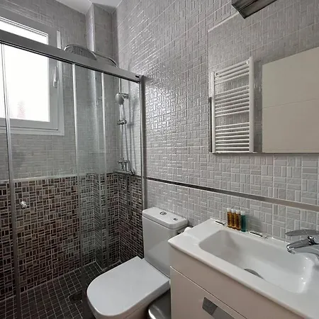 Flat In The Barrio De Las Delicias, Madrid Exterior photo